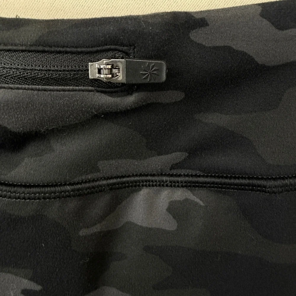 Athleta Girl Camo Lux Swing Skort Girls L/12 Tiered Ruffle Black Gray Active SU2
